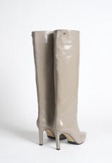 Bottes en cuir d'agneau verni gris